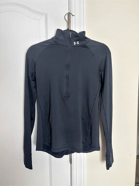Under Armour Black Quarter-Zip Athletic Top Like New Size XS